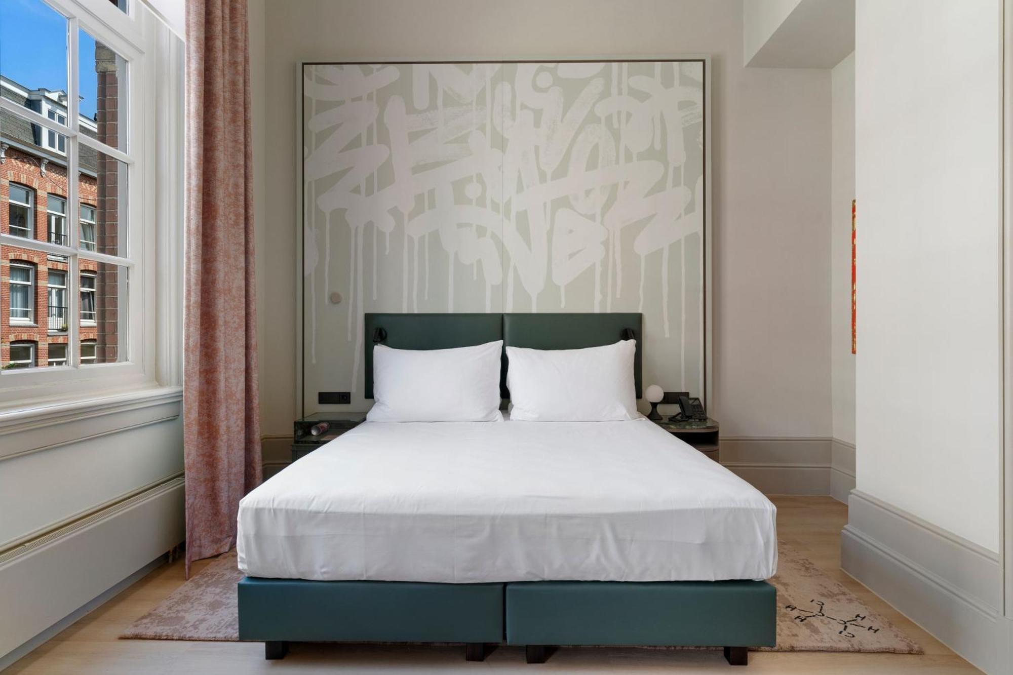 The College Amsterdam, Autograph Collection 5*